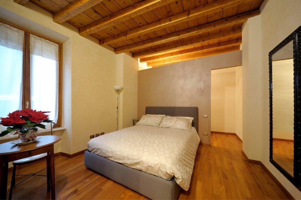 Antico Palazzo Signorile Apartment Salo Bagian luar foto